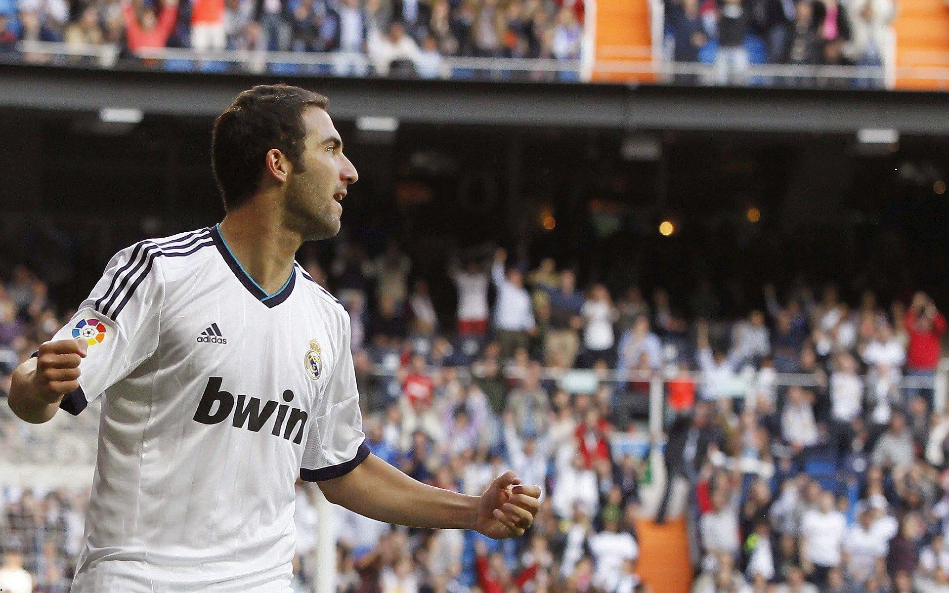 泰山队北上破坚冰险胜亚泰 意志力扭转危局延续克星传奇